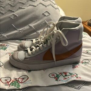 Nike Blazer Women’s 8.5